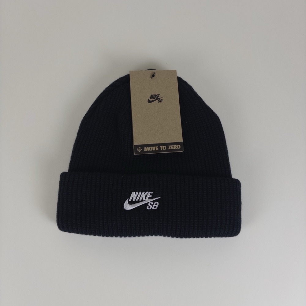 NWT Nike SB Fisherman Beanie Hat Cap Black HF7003-010
